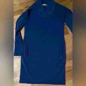 New size xs  Athleta sweater dress